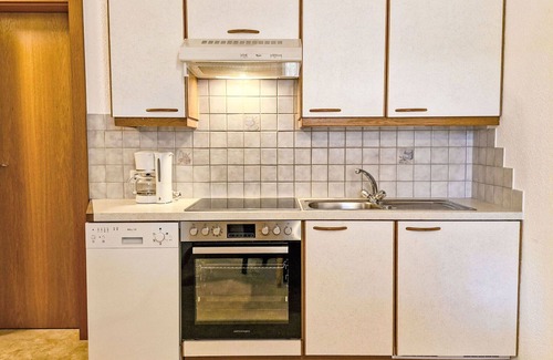 Karres Apartment | Beautiful apartment for 2 guests with WIFI, TV, patio and pets allowed