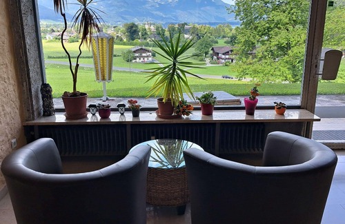 Strobl Apartment | Beautiful apartment for 3 people with WIFI, TV, balcony and parking
