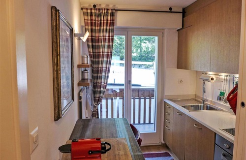 Lens Apartment | Beautiful apartment for 5 guests with WIFI, TV, balcony, panoramic view and parking