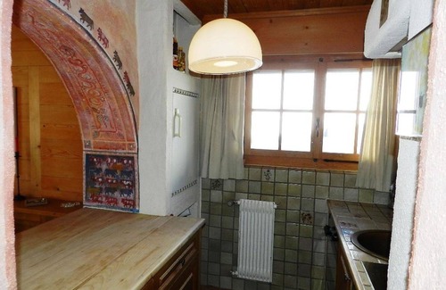 Saanenmoeser Apartment | Beautiful apartment for 6 guests with WIFI, TV and balcony