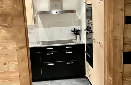 Schoenried Apartment | Beautiful apartment for 8 guests with WIFI, TV and balcony