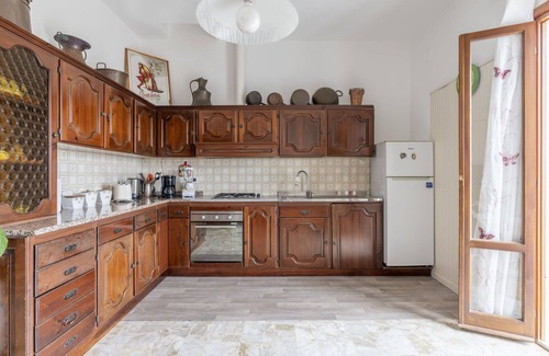 Marina di Andora Apartment | Beautiful apartment for 6 guests with WIFI, balcony, panoramic view and parking