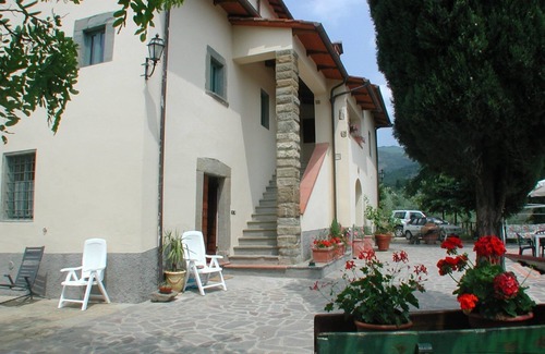 Pian di Sco Apartment | Beautiful apartment for 6 guests with pool, WIFI, TV and parking