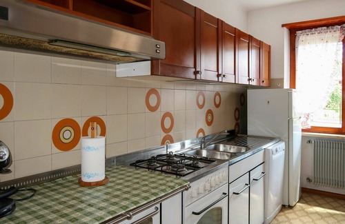 Coredo Apartment | Beautiful apartment for 6 guests with WIFI, TV, patio, pets allowed and parking