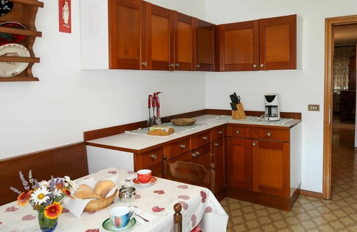 Coredo Apartment | Beautiful apartment for 6 guests with WIFI, TV, patio, pets allowed and parking