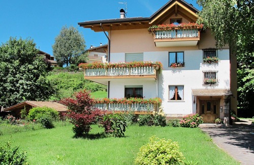 Coredo Apartment | Beautiful apartment for 6 guests with WIFI, TV, patio, pets allowed and parking