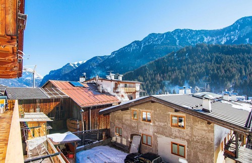 Mazzin Apartment | Beautiful apartment for 4 guests with WIFI, TV and balcony