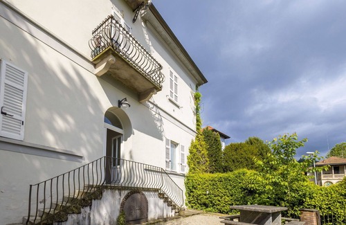 Meina Apartment | Beautiful apartment for 4 people with pool, A/C, TV and parking
