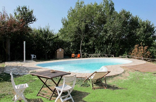 Granarola Apartment | Beautiful apartment for 2 people with A/C, WIFI, pool, TV, patio, pets allowed and parking
