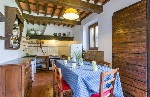 Pietrabuona Apartment | Beautiful apartment for 6 guests with pool, WIFI, TV, patio, pets allowed and parking