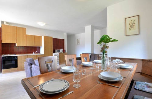 Moena Apartment | Beautiful apartment for 7 people with WIFI, TV, patio, pets allowed and parking