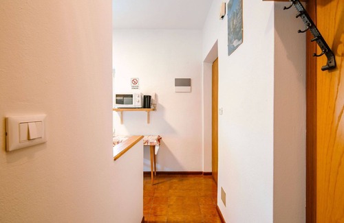 Soraga Apartment | Beautiful apartment for 2 guests with WIFI, TV, balcony, pets allowed and parking