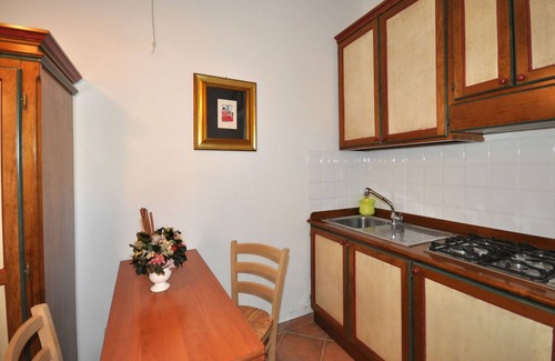 Pitigliano Apartment | Beautiful apartment for 2 guests with pool, TV and parking