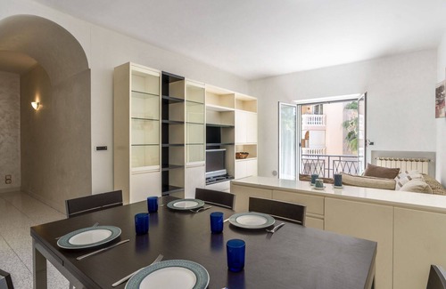 Arma di Taggia Apartment | Beautiful apartment for 6 people with WIFI, balcony and pets allowed