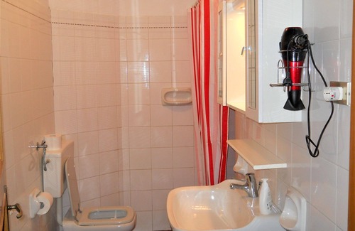 Gambassi Terme Other | Beautiful apartment for 6 people with pool, WIFI, TV and pets allowed, close to San Gimignano