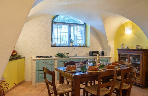Vasia Apartment | Beautiful apartment for 4 guests with WIFI, pets allowed and parking