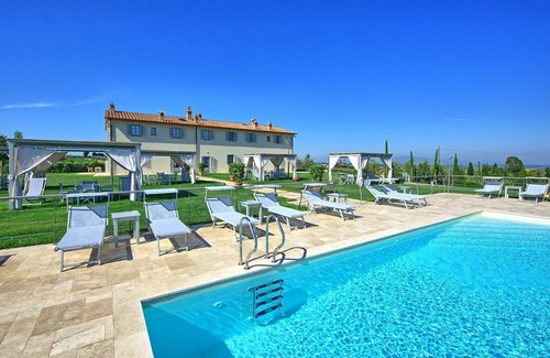 Vinci Apartment | Beautiful apartment for 6 guests with A/C, WIFI, pool, TV and panoramic view