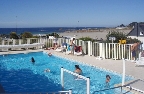 Le Ru Apartment | Beautiful apartment for 2 people with WIFI, pool, TV, pets allowed and parking