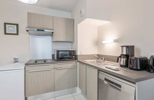 La Rochelle Apartment | Beautiful apartment - near the beach
