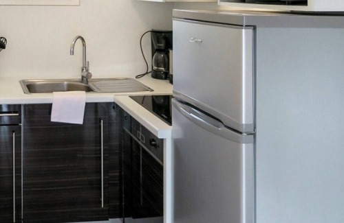 Montignac House | Beautiful apartment in villa for 6 guests with WIFI, pool, TV, terrace, pets allowed and parking