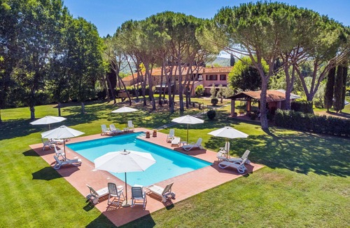 Suvereto Villa | Beautiful apartment in villa for 3 people with pool, A/C, WIFI, TV and terrace