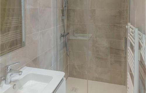 Albi Apartment | Beautiful Apartment In Albi With Wifi