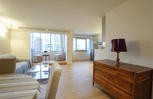 Suresnes Apartment | Beautiful Apartment In Levallois