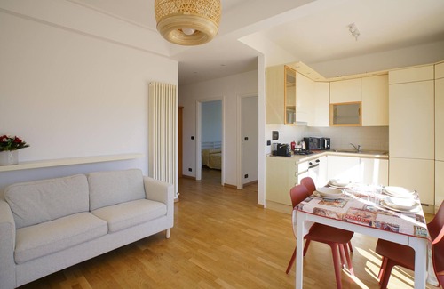 Sturla Apartment | Beautiful apartment in Genova with WiFi