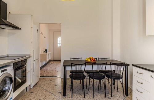 Dervio Villa | Beautiful apartment in villa for 6 people with WIFI, A/C, TV, patio and pets allowed