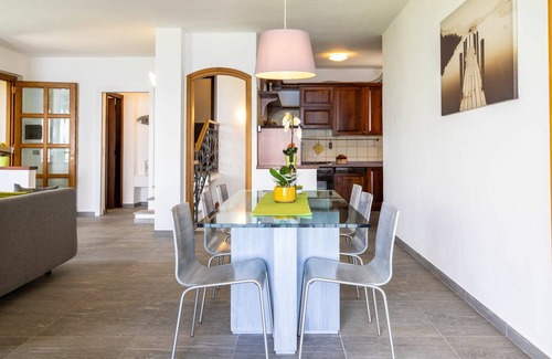 Someraro House | Beautiful apartment in villa for 6 people with WIFI, TV, balcony and pets allowed