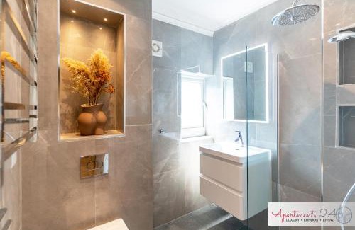 London Borough of Hounslow Apartment | Beautiful Apartment In London