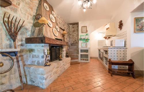 Semproniano Apartment | Beautiful Apartment In Loc, Scalabrelli