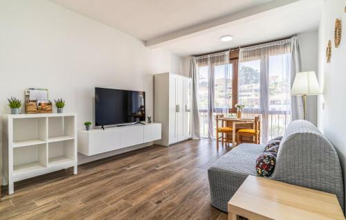 Cerrado de Calderon Apartment | Beautiful Apartment In Málaga