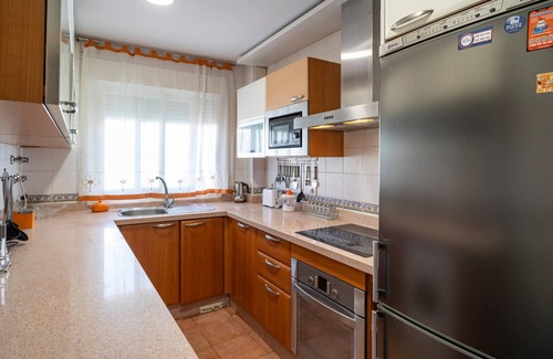 Motril Apartment | Beautiful apartment in Motril with WiFi