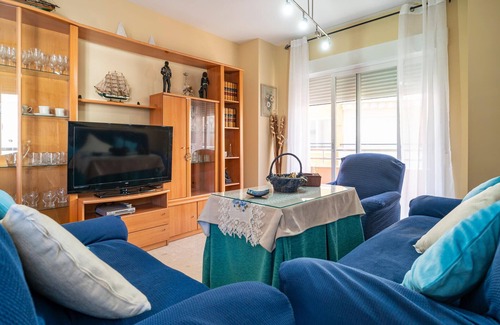 Motril Apartment | Beautiful apartment in Motril with WiFi