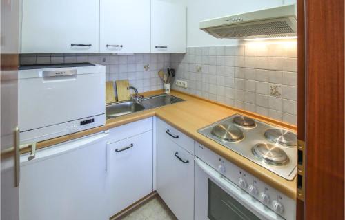Irsengund Apartment | Beautiful Apartment In Oberreute With Wifi