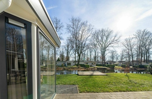 Susteren House | Beautiful apartment in villa for 6 people with pool, WIFI, TV, terrace and parking