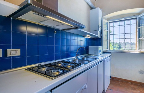 Poggiarello Villa | Beautiful apartment in villa for 8 guests with pool, TV, patio and parking