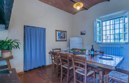 Poggiarello Villa | Beautiful apartment in villa for 8 guests with pool, TV, patio and parking
