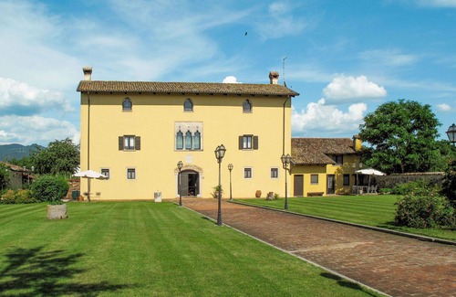 Povoletto House | Beautiful apartment in villa for 4 guests with A/C, WIFI, pool, TV, terrace and parking