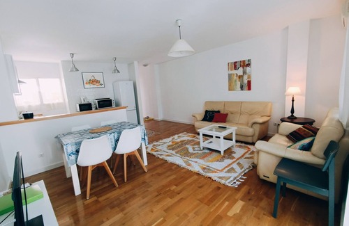 Pedregalejo Playa Apartment | BEAUTIFUL APARTMENT NEXT TO THE BEACH AND 15 MIN BUS TO THE HISTORICAL CENTER D