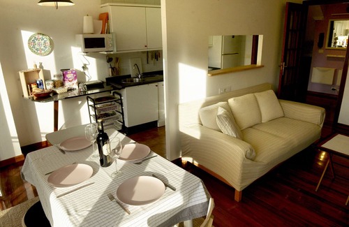 Vigo Apartment | Beautiful apartment overlooking the estuary. Central. Cozy