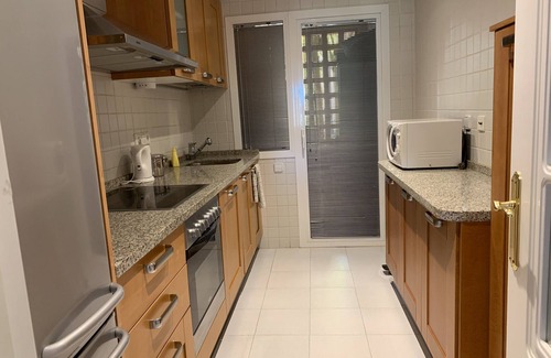 Benahavis Apartment | Beautiful Apartment with pool on Golf & Sport resort with fibre broadband