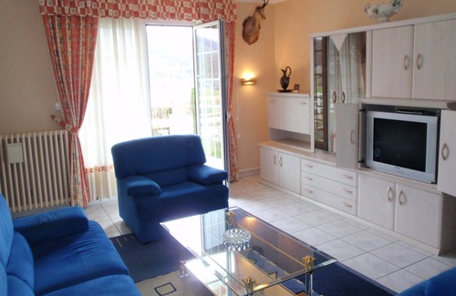 Ayzac-Ost Apartment | Beautiful apartment with terrace in villa with swimming pool