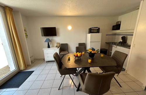 Vendres Apartment | Beautiful apartment with private parking space and swimming pools