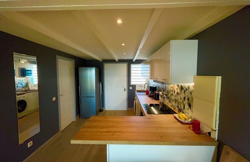 Marigot Apartment | Beautiful apartment with sea view