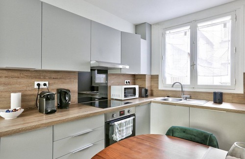 Bel-Air Nord Apartment | Beautiful apartment with balcony in the 12th