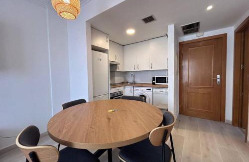 Rejas Apartment | Beautiful apartment with pool and padel - Belfast