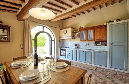 San Pietro in Bossolo Apartment | Beautiful apartment with WIFI, pool, A/C, panoramic view and parking, close to Greve In Chianti