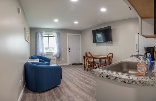 Hancock Apartment | Beautiful Apartments in Thorsen Road Maine